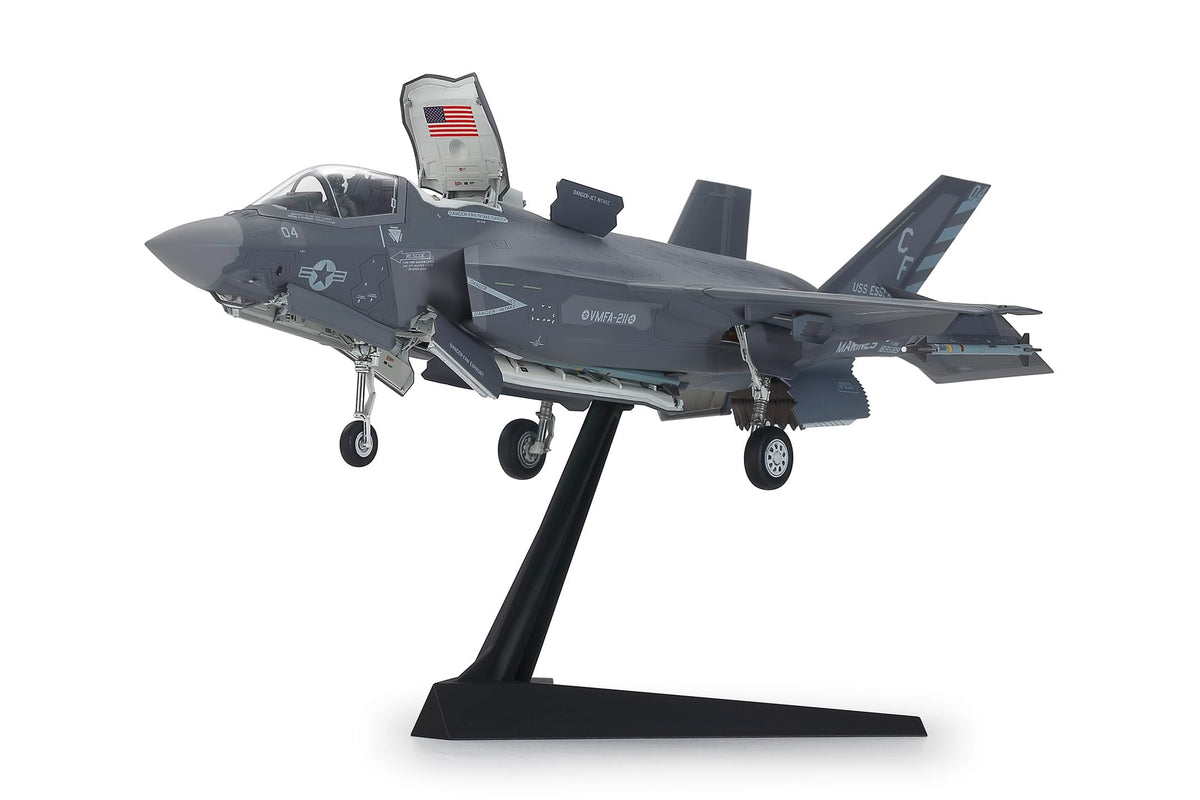 1:72 F-35B Lightning II Plastic Model Kit W7674