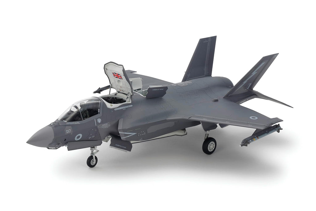 1:72 F-35B Lightning II Plastic Model Kit W7674