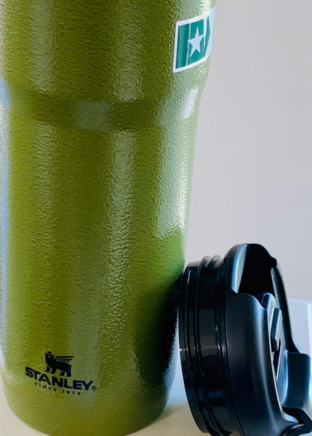 Double Walled Hammered Stainless Steel Tumbler With Handle Y577760