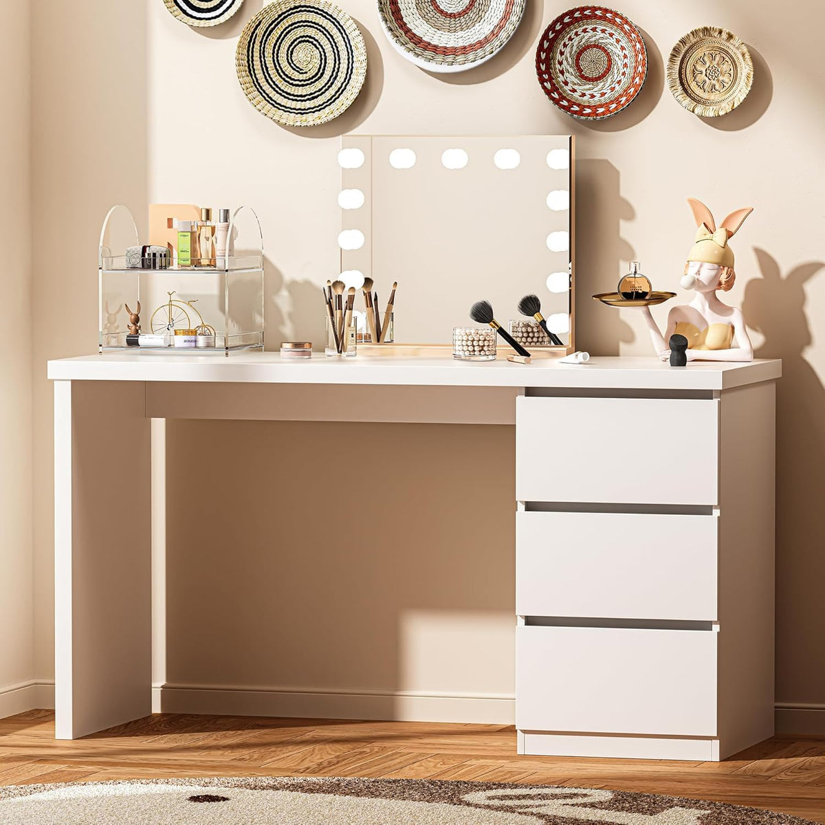 White Desk with Drawers C70906