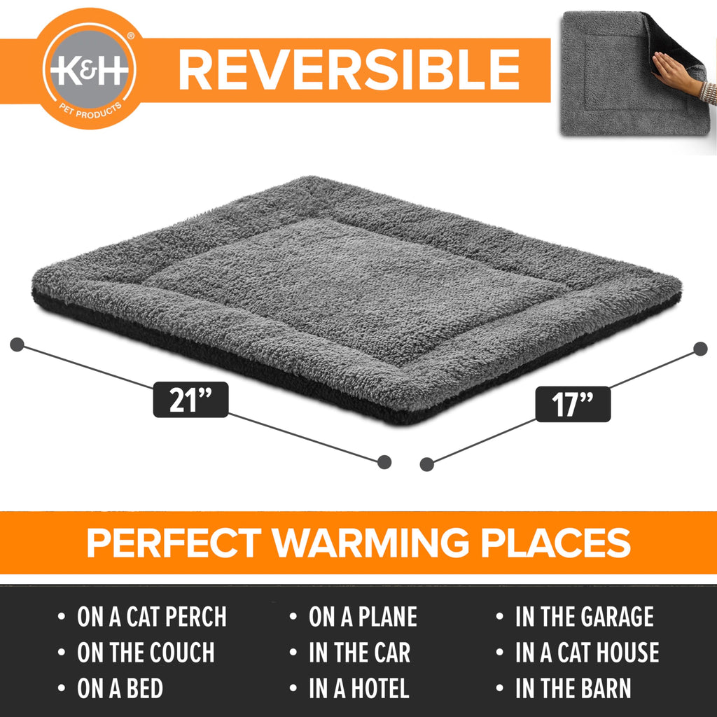 Self-Warming Cat Bed Pad Small 21 X 17 Gray Black D215857